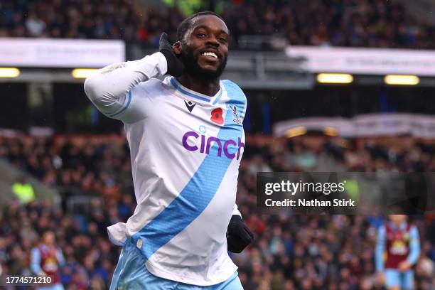 Jeffrey Schlupp of Crystal Palace celebrates after scoring the team's first goal during the Premier League match between Burnley FC and Crystal...