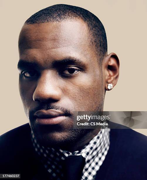 James 66 Lebron James Portrait Shoot September Stock Photos, High-Res ...