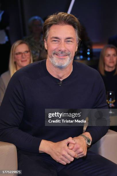 Marco Schreyl attends the NDR Talk Show at NDR Studios on November 10, 2023 in Hamburg, Germany.