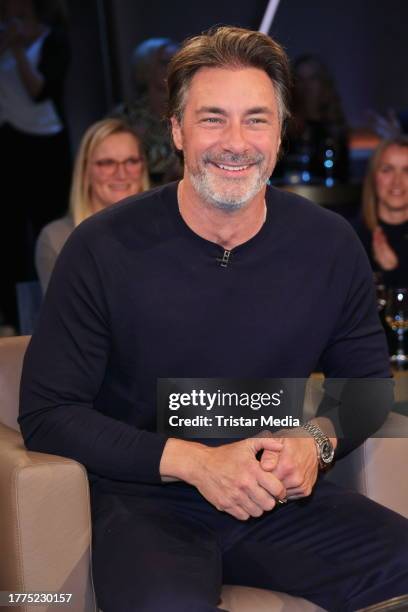 Marco Schreyl attends the NDR Talk Show at NDR Studios on November 10, 2023 in Hamburg, Germany.