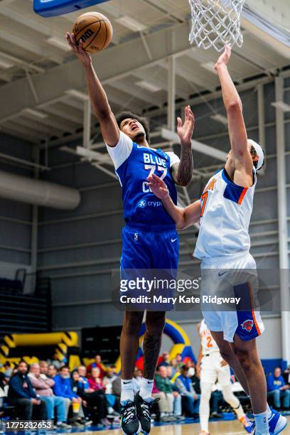 Patrick McCaw of the Delaware Blue Coats shoots the ball against the Westchester Knicks on November 10, 2023 at Chase Fieldhouse in Wilmington,...