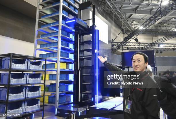 Sharp Japan Photos and Premium High Res Pictures - Getty Images