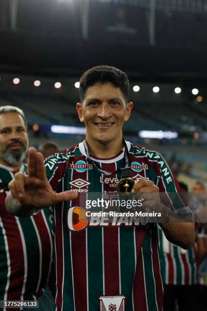 Germán Cano of Fluminense celebrates with the medal after winning the final match of Copa CONMEBOL Libertadores 2023 between Fluminense and Boca...