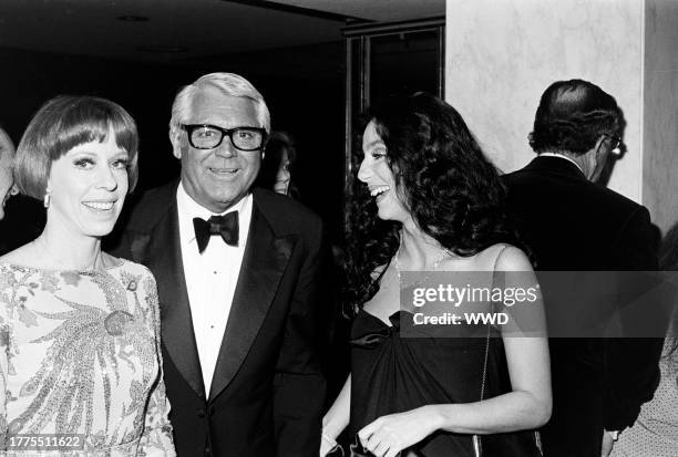 61 Cary Grant 1975 Stock Photos, High-Res Pictures, and Images - Getty