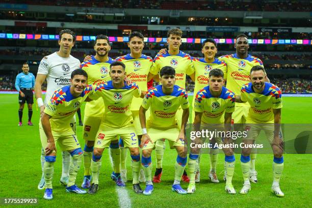 Players of America pose during the 16th round match between America and Tijuana as part of the Torneo Apertura 2023 Liga MX at Azteca Stadium on...