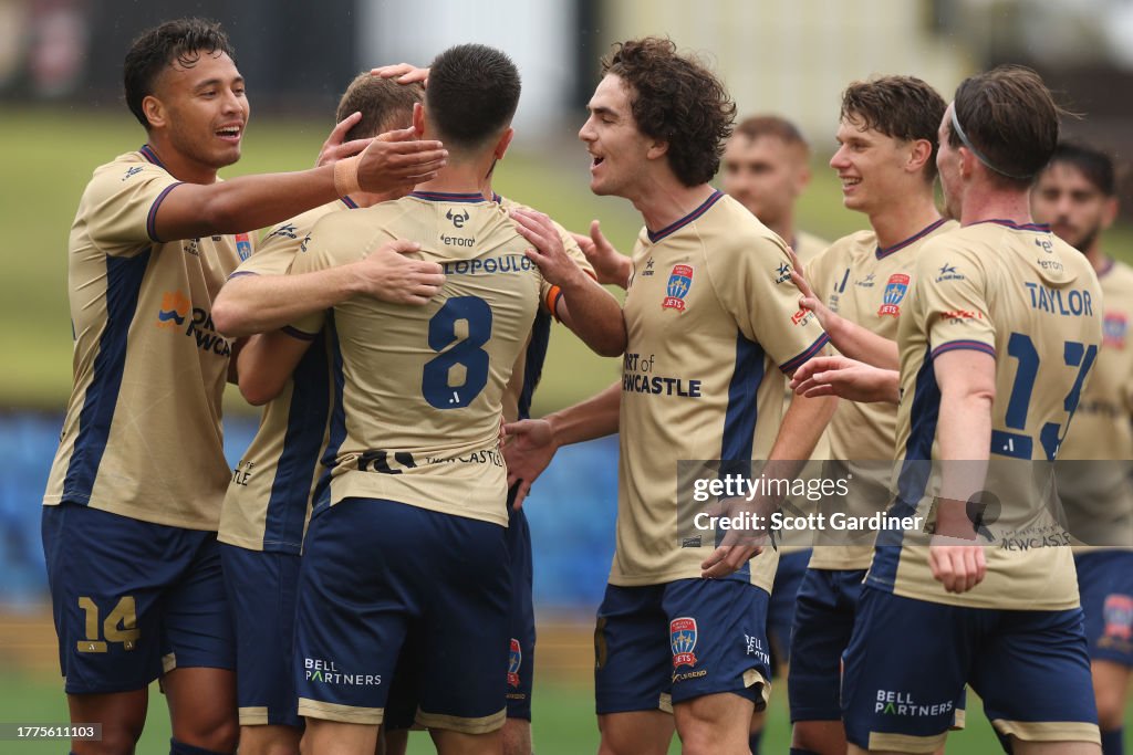 A-League Men Rd 3 - Newcastle Jets v Western Sydney Wanderers