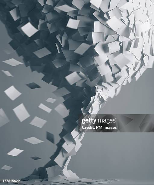 paper tornado - 大量 ストックフォトと画像