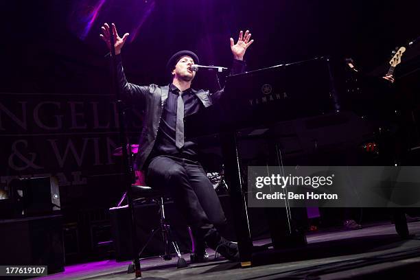 Gavin DeGraw performs at LEXUS Live on Grand hosted by Curtis Stone at the third annual Los Angeles Food & Wine Festival on August 24, 2013 in Los...