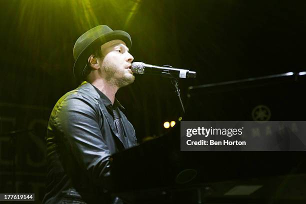 Gavin DeGraw performs at LEXUS Live on Grand hosted by Curtis Stone at the third annual Los Angeles Food & Wine Festival on August 24, 2013 in Los...