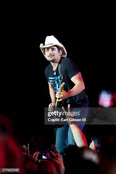 Brad Paisley performs at San Manuel Amphitheater on August 24, 2013 in Los Angeles, California.