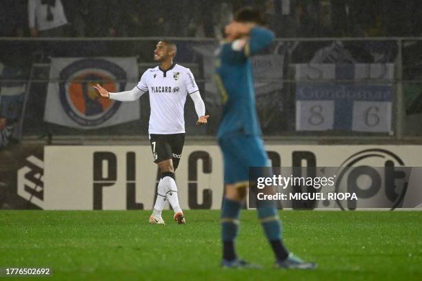 Vitoria Guimaraes' Brazilian forward Andre Silva celebrates scoring the pening goal during the Portuguese League football match between Vitoria...