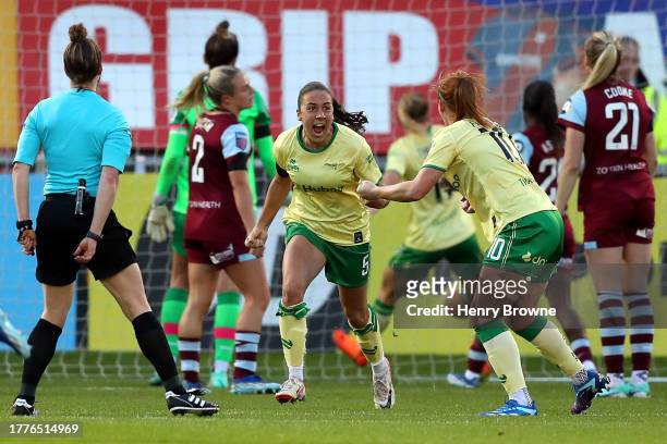 Brooke Aspin of Bristol City celebrates after scoring the team's third goal during the Barclays Women´s Super League match between West Ham United...