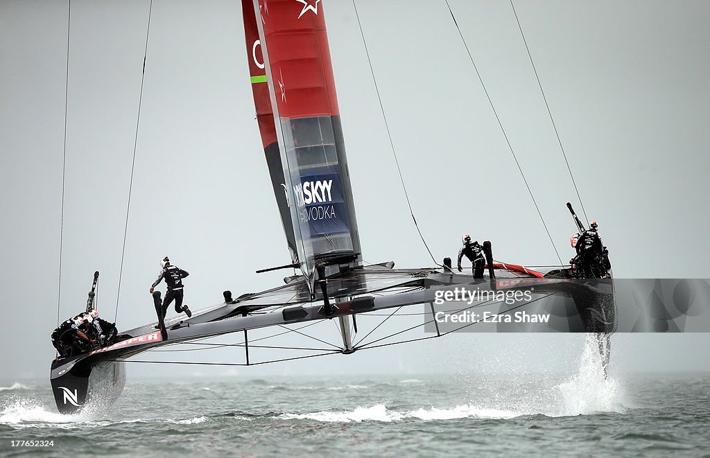 Louis Vuitton Cup Finals - Races 7 & 8