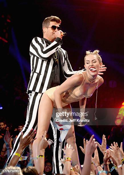 Robin Thicke and Miley Cyrus perform during the 2013 MTV Video Music Awards at the Barclays Center on August 25, 2013 in the Brooklyn borough of New...