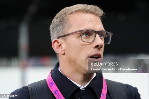 Pundit Stephen Warnock during the Premier League match between Newcastle United and Arsenal FC at St. James Park on November 04, 2023 in Newcastle...