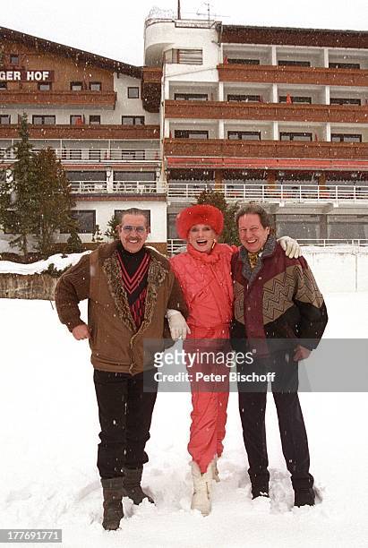 Margot Werner, Ehemann Jochen Litt , Schwager, Jürgen Litt, Hotel "Berwanger Hof", Berwangen, Tirol, ; sterreich, Europa, Europa, Schnee, Winter,...