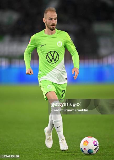 Vaclav Cerny of Wolfsburg in action during the Bundesliga match between VfL Wolfsburg and SV Werder Bremen at Volkswagen Arena on November 05, 2023...