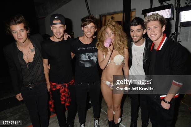Lady Gaga, Harry Styles, Liam Payne, Louis Tomlinson, Zayn Malik, and Nial Horan of One Direction attend the 2013 MTV Video Music Awards at the...