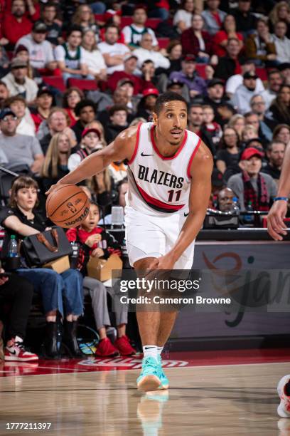 Malcolm Brogdon of the Portland Trail Blazers handles the ball during the game against the Memphis Grizzlies on November 5, 2023 at the Portland...