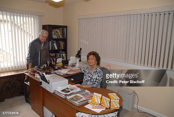 Ingrid Kreuder-Coryell , 2. Ehemann Ralph Coryell, Homestory, Harrison Township, Michigan, USA/Amerika, Büro, Arbeitszimmer, Schreibtisch, Bürotisch,...