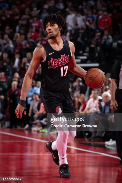 Shaedon Sharpe of the Portland Trail Blazers handles the ball during the game against the Memphis Grizzlies during the In-Season Tournament on...