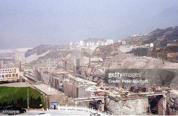 Großbaustelle "Drei-Schluchten-Staudamm" Projekt, Jangtse, Provinz Hubei, China, Asien, Reise, Rundreise, Baustelle, Chinese, Einheimischer,...