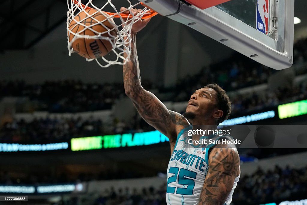 Charlotte Hornets v Dallas Mavericks