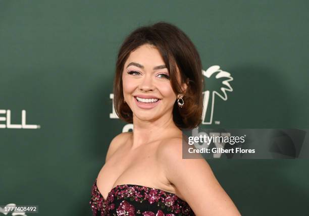 Sarah Hyland at the 2023 Baby2Baby Gala held on November 11, 2023 in Los Angeles, California.