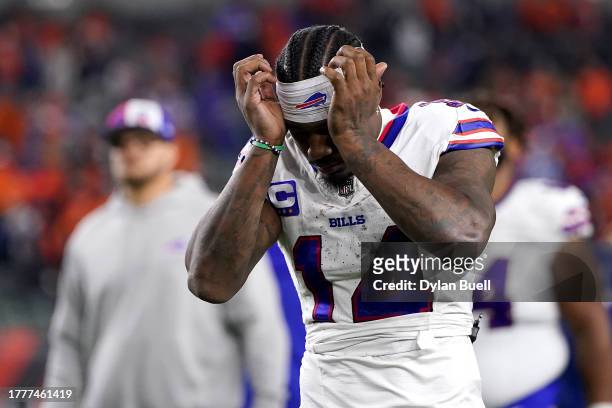 Stefon Diggs of the Buffalo Bills reacts after his team's 24-18 loss against the Cincinnati Bengals at Paycor Stadium on November 05, 2023 in...