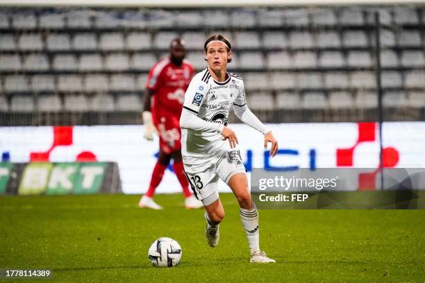 Tom Ducrocq of Bastia during the Ligue 2 BKT match between Paris Football Club and Sporting Club Bastiais at Stade Charlety on November 11, 2023 in...