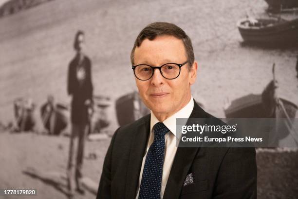 The director of Glasgow Museums and lender of the painting 'El Crist de Portlligat', Duncan Dornan, during the institutional opening of the...