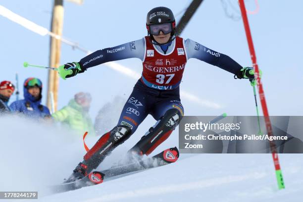 Beatrice Sola of Team Italy competes during the Audi FIS Alpine Ski World Cup Women's Slalom on November 12, 2023 in Levi, Finland.