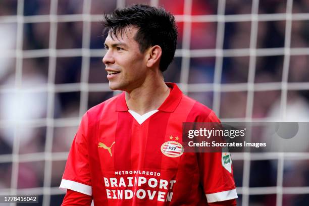 Hirving Lozano of PSV during the Dutch Eredivisie match between PSV v PEC Zwolle at the Philips Stadium on November 12, 2023 in Eindhoven Netherlands