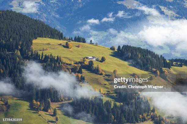 österreich tirol, wilder kaiser - kaiser stock pictures, royalty-free photos & images