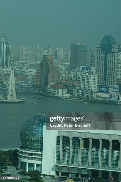 Blick auf "Convention Center", Prachtstraße "Bund", Stadtteil Pudong, Shanghai, China, Asien, Skyline, Fluss "HuangPu", Reise,