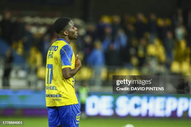 Ismoheel 64 Taofeek Ismaheel Stock Photos, High-Res Pictures, and Images - Getty ...