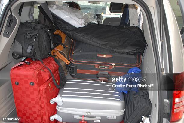 Gepäck im Kofferraum, Houston, Texas, Nordamerika, USA, Amerika, Zuschauer-Reise mit C a r o l i n R e i b e r, Koffer, Pkw, Auto, Reise,