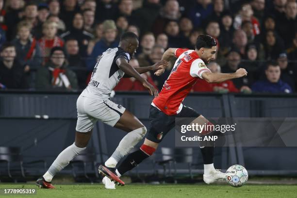 Bruno Martins Indi of AZ Alkmaar, Alireza Jahanbaksh of Feyenoord during the Dutch Eredivisie match between Feyenoord and AZ Alkmaar at Feyenoord...