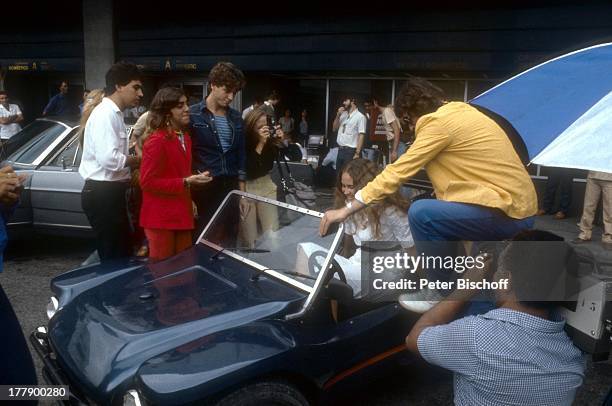 Udo Jürgens , weitere Namen auf Wunsch, Rio de Janeiro, Brasilien, Südamerika, Auto, Urlaub, einsteigen, Kamera-Mann, Musiker, Sänger,...