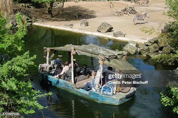 Flussfahrt auf dem Sambesi , Zoo, Hannover, Niedersachsen, Deutschland, Europa, Reise,