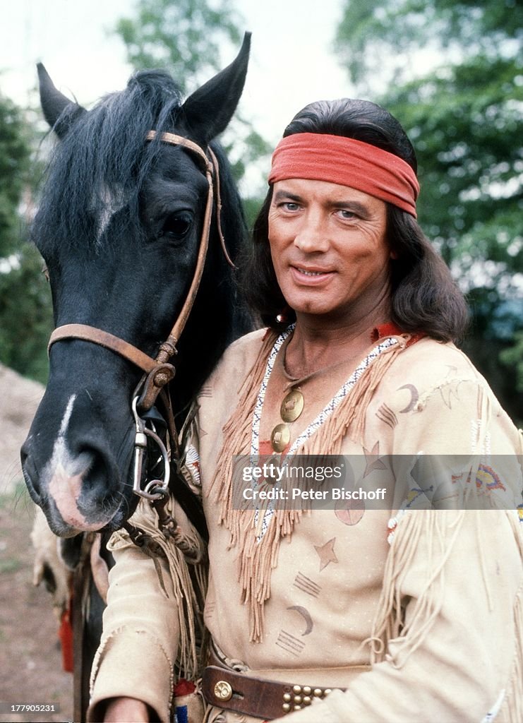 Pierre Brice (als "Winnetou"), Pferd "Juanito", "Karl May-Film":