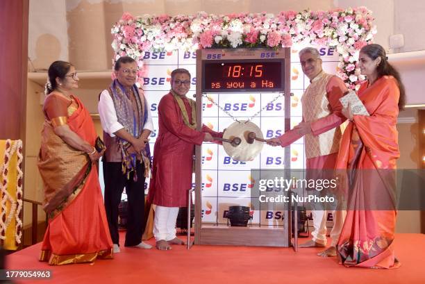 Sundararaman Ramamurthy, Managing Director and Chief Executive Officer of Bombay Stock Exchange and Dinanath Dubhashi, the Managing Director and...