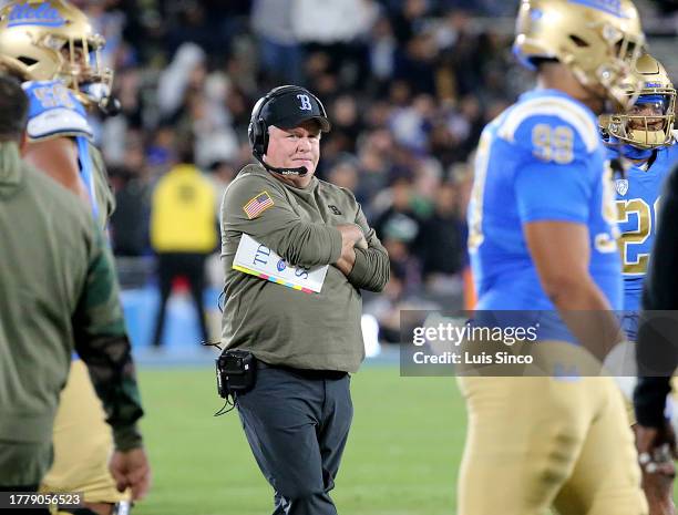 Pasadena, CA - UCLA head coach Chip Kelly reacts to the failure of his Bruins to score against Arizona State fro the one-yard line during a Pac-12...