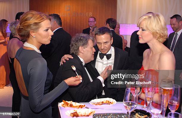 Franziska van Almsick , Norbert Haug mit Freundin Anne Wis , Gala 42. "Ball des Sports", Rhein-Main-Hallen, Wiesbaden, Hessen, Deutschland, Europa,...