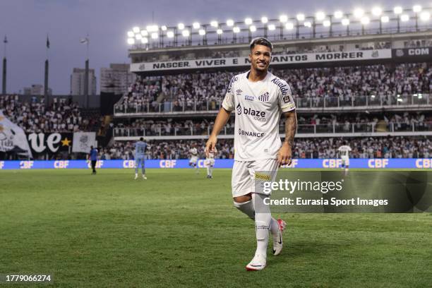 Marcos Leonardo of Santos looks on during Campeonato Brasileiro Serie A match between Santos and São Paulo at Vila Belmiro Stadium on November 12,...