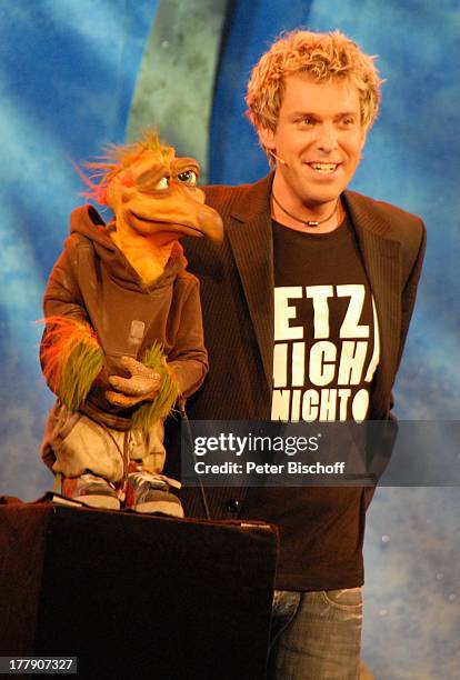 Sascha Grammel mit Frederic Freiherr von Furchensumpf , Theater-Gala "Das große Kleinkunstfestival für Kabarett, Comedy und Musik" der Wühlmäuse 2010...