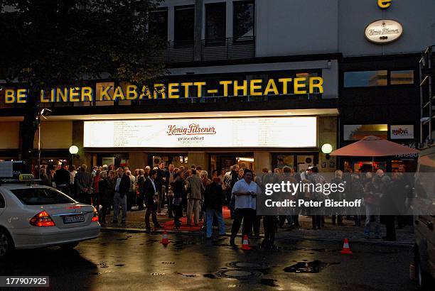 Theater-Gala "Das große Kleinkunstfestival für Kabarett, Comedy und Musik" der Wühlmäuse 2010 mit Feier zum 75.Geburtstag von D i e t e r H a l l e r...