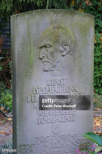 Grab von Fritz Mackensen , Friedhof, Worpswede , Teufelsmoor, Niedersachsen, Deutschland, Europa, Künstlerkolonie, Künstlerdorf, Gedenkstätte,...
