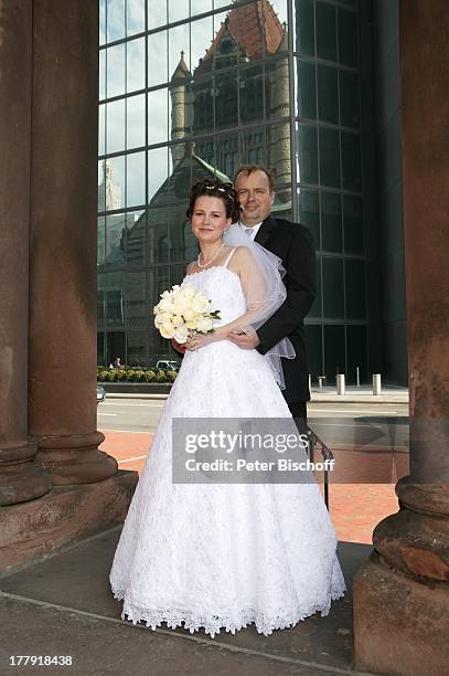 Alexander Nefedov-Skovitan , Ehefrau Anna Roche, Hochzeit, Boston, Massachusetts, Nordamerika, USA, Amerika, Wolkenkratzer, Braut, Bräutigam,...