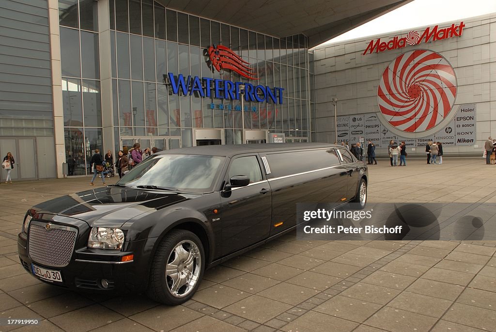 Chrysler 300 Stretch Limo 11 Passenger Chrysler 300 Limousine– NY